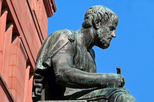 アリストテレス像